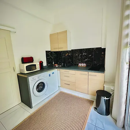 Lovely Riviera ニース