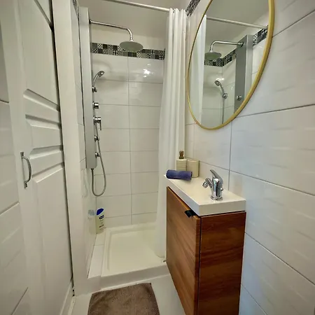 Lovely Riviera Daire Nice